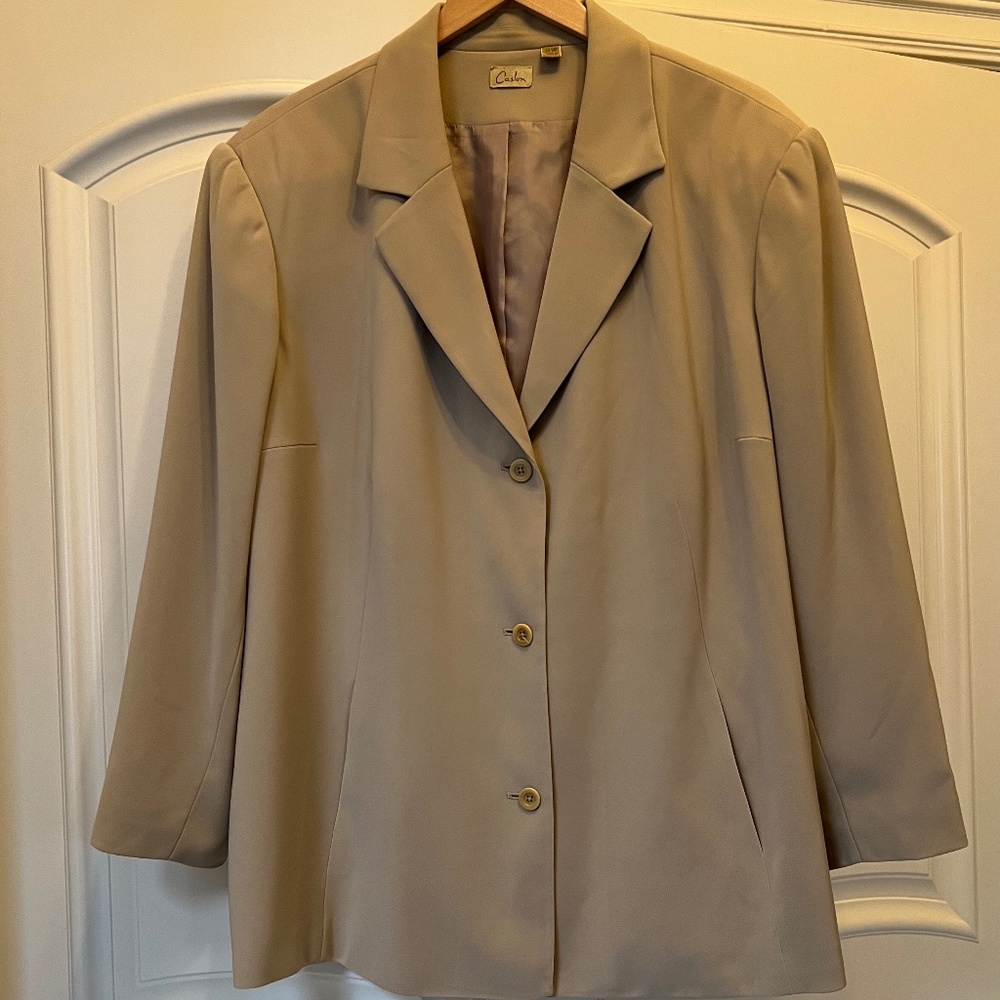 Caslon Tan 3-Button Blazer